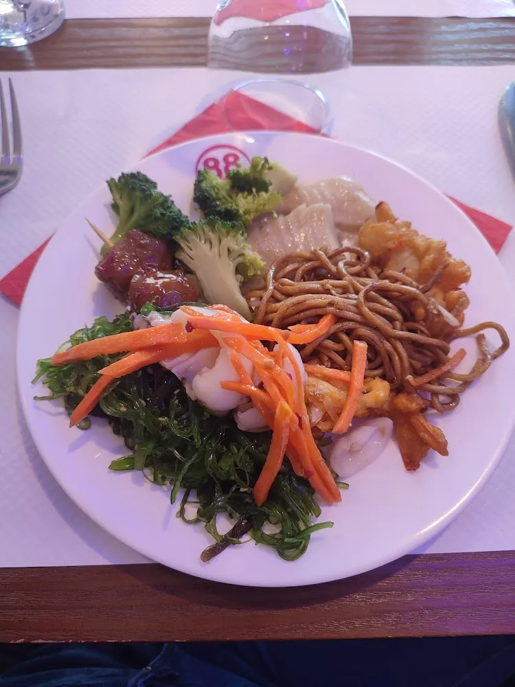 Nouilles Sautées Et Algues